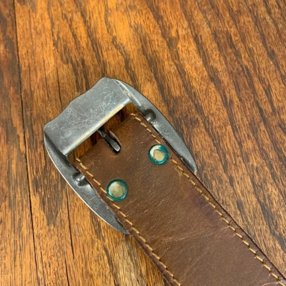 Vintage 70s Levi's Brown Belt Brass Toned Logo Buckle Oil Tanned Harness Size 32